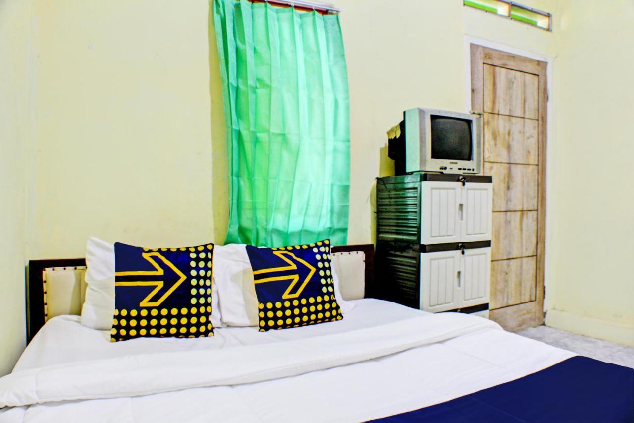 Spot On 93089 Homestay Kamar Hijau Syariah Бандар-Лампунг Экстерьер фото